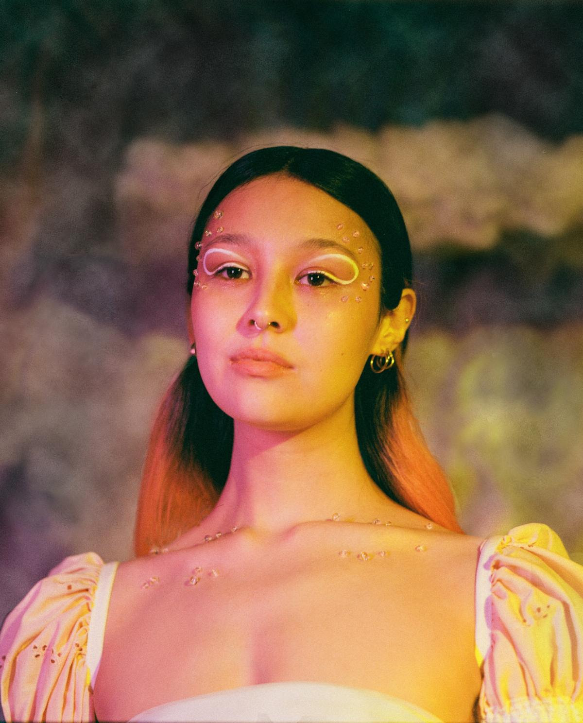 Luna Li Shares Lush Single “Alone But Not Lonely” - Ghettoblaster