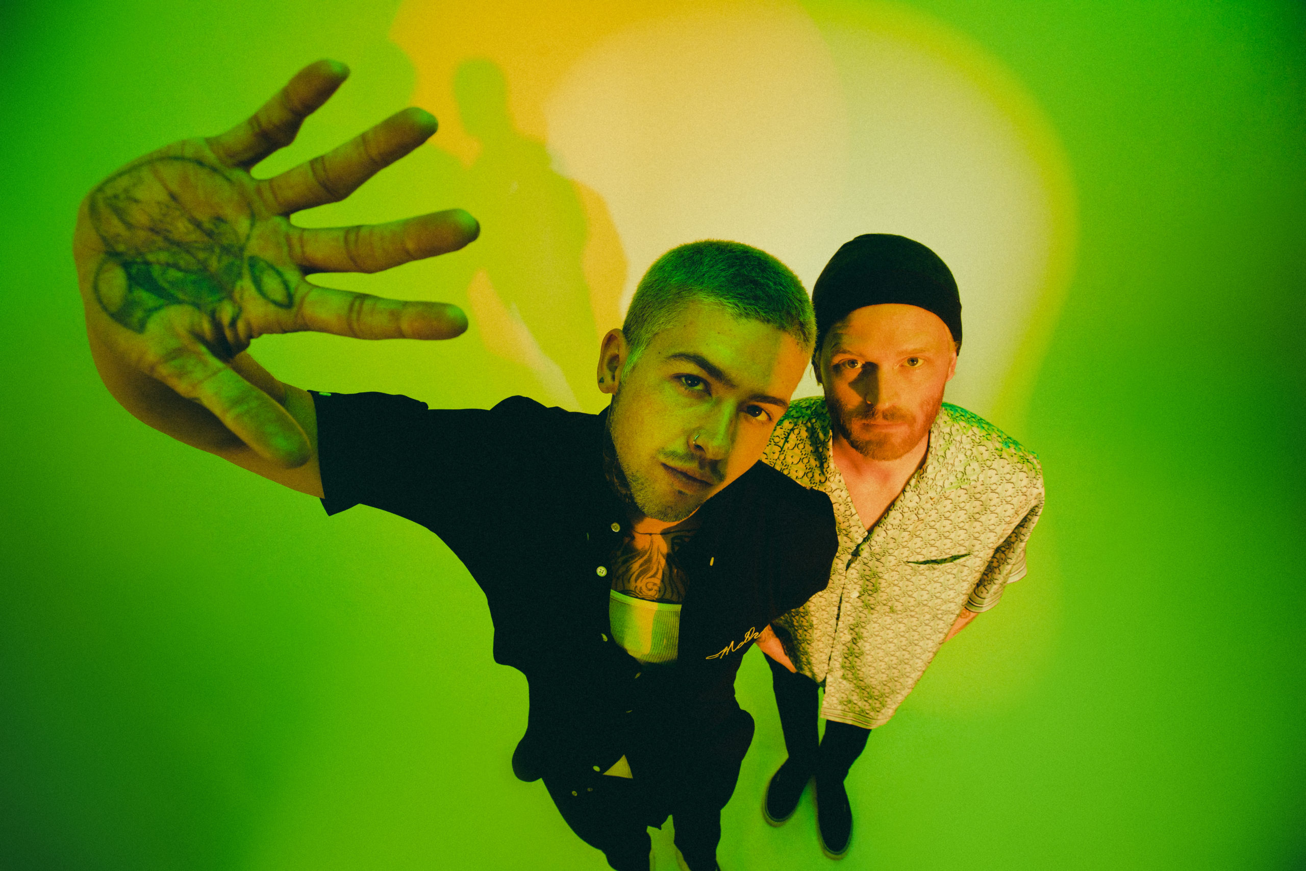 girlfriends Shares Two Singles “Therapists” & ”I Thought About You