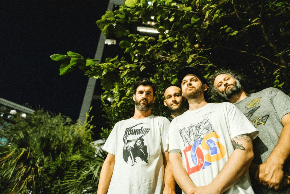 Chat Pile Stands Its Ground And Shares “Masks“ B/W “Sifting”